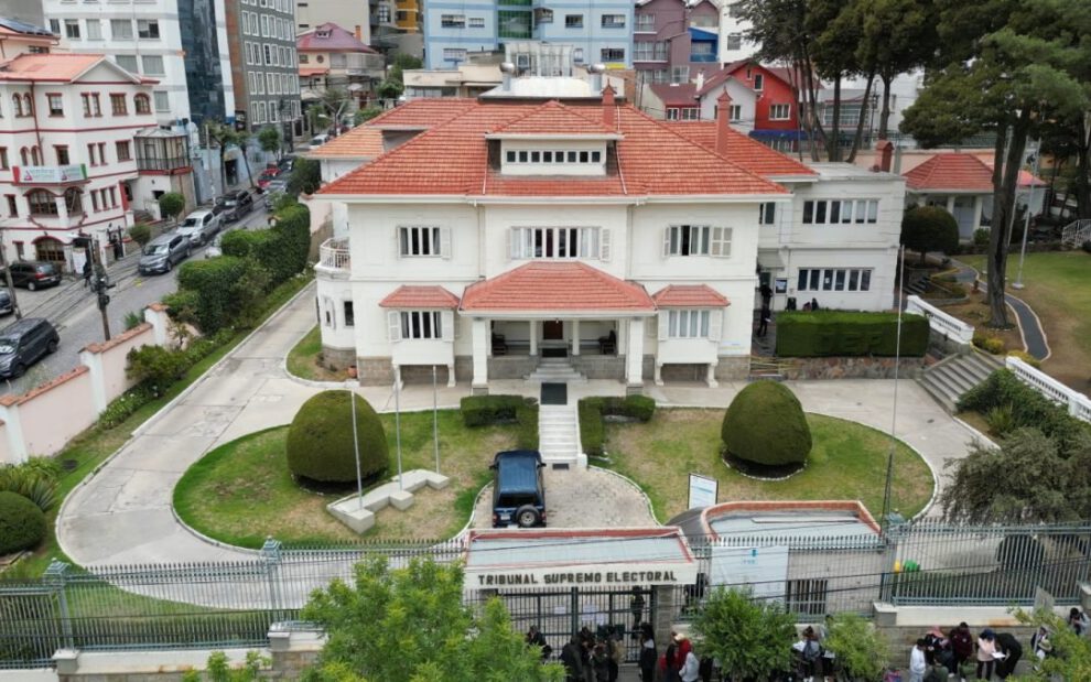 horarios especiales TSE