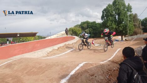Campeonato Nacional de Bicicross en Oruro