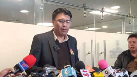 Irregularidades en el magisterio paceño