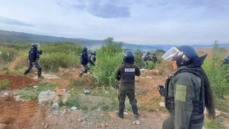 Enfrentamiento en Cotopachi con policías heridos