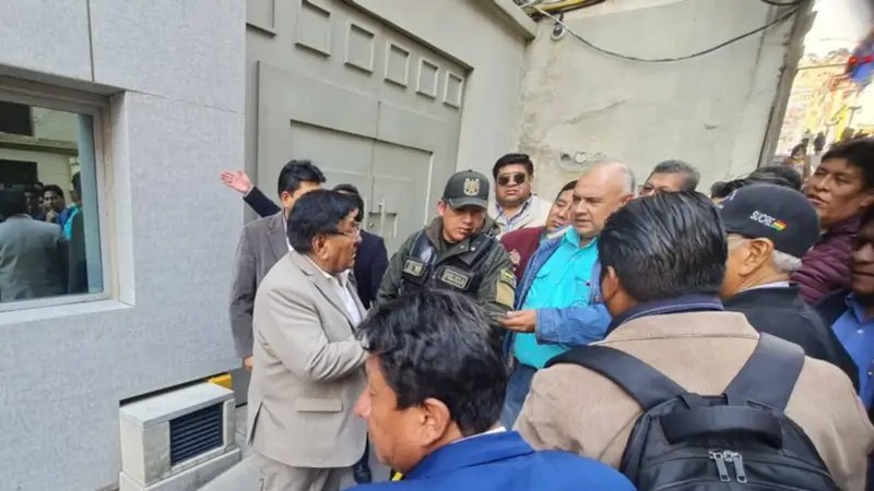 Crisis de combustible en Bolivia