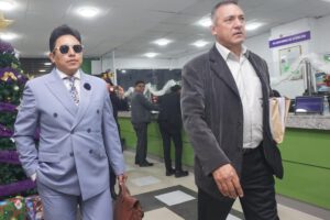 Augusto Russo declara ante el Ministerio Público por caso de discriminación