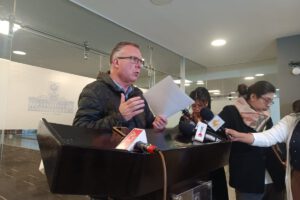 Carlos Alarcón critica fiscales por fuga de Dorgathen