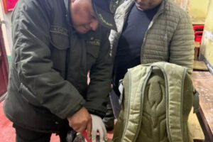 Policía aprehendido por intentar introducir droga en penal de San Pedro