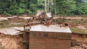 Intensas lluvias en Santa Cruz dejan tres muertos y más de 20 desaparecidos