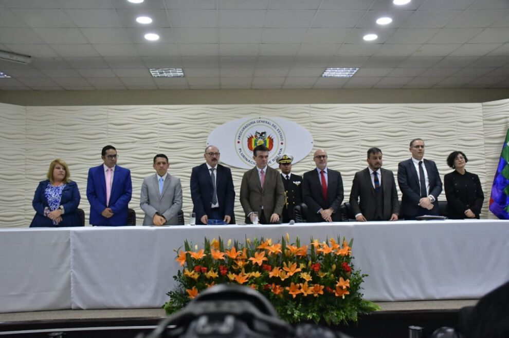 Comisión de la Verdad de Hidrocarburos presentada por el presidente Rodrigo Paz