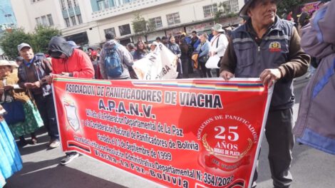 Devolución de aportes a Emapa por panificadores en La Paz