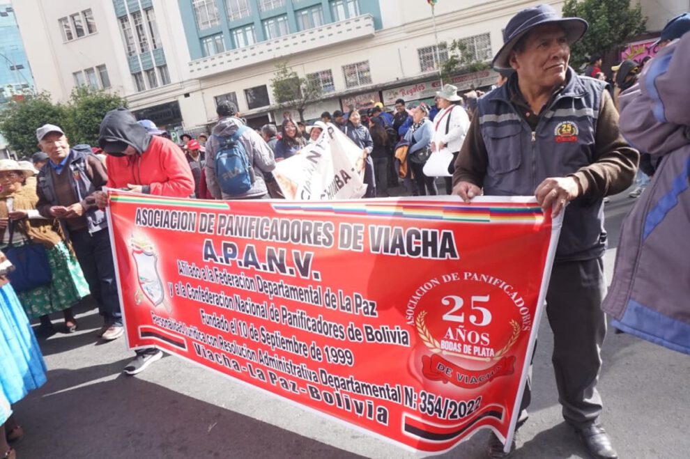 Devolución de aportes a Emapa por panificadores en La Paz