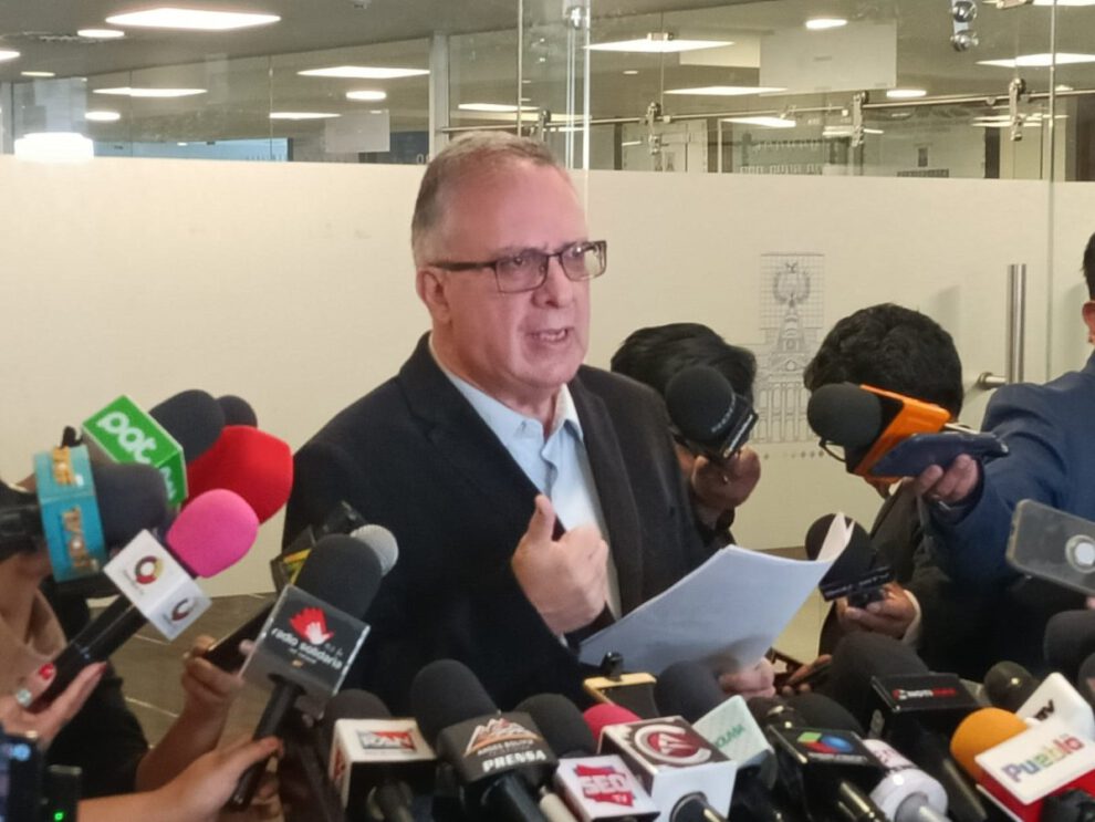 Proyecto de ley bloqueos caminos presentado por Carlos Alarcón