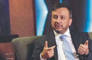 Gobierno de Bolivia no privatizará YPFB