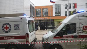 Ataque escolar en Moscú con un niño muerto
