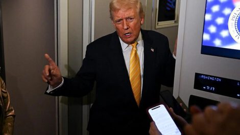 demanda por difamación presentada por Donald Trump contra la BBC