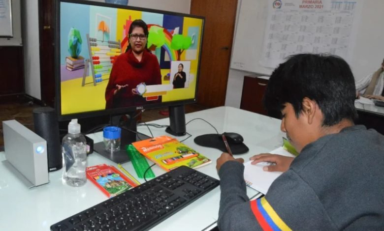 Nuevo modelo educativo en Bolivia