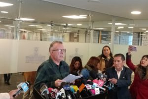 Proyecto de ley para revisar procesos penales presentado por Carlos Alarcón