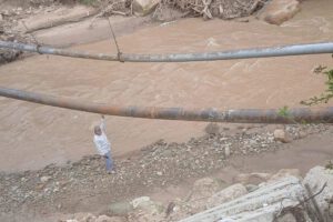 Ducto de gas dañado en la comunidad Cuevas