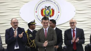 Reformas bolivianas lideradas por Rodrigo Paz