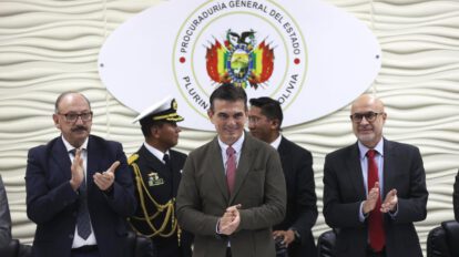 Reformas bolivianas lideradas por Rodrigo Paz