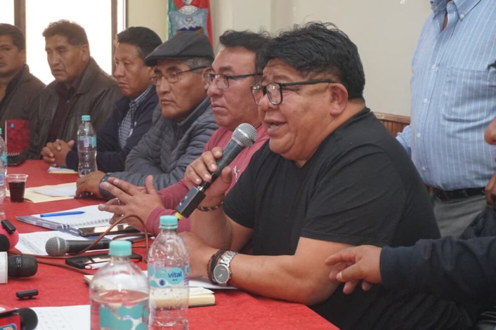 paro de choferes en La Paz por el DS 5503