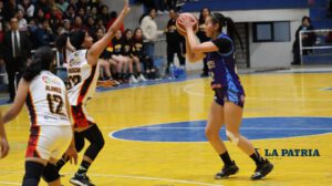 suspensión de partidos de básquetbol en Bolivia