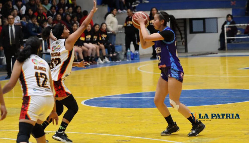 suspensión de partidos de básquetbol en Bolivia