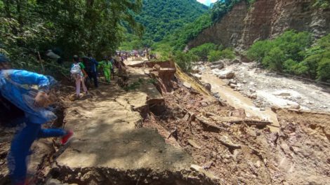 Colapso en Chorro Viejo interrumpe conexión terrestre