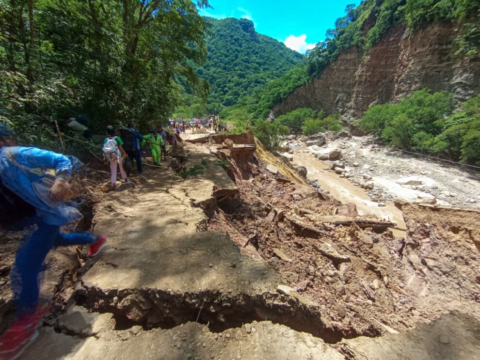 Colapso en Chorro Viejo interrumpe conexión terrestre