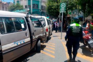 Sanciones a choferes en La Paz