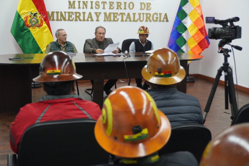 Contratos administrativos mineros del Ministerio de Minería
