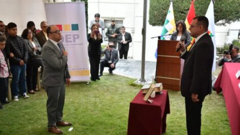 Gustavo Ávila TSE asume presidencia