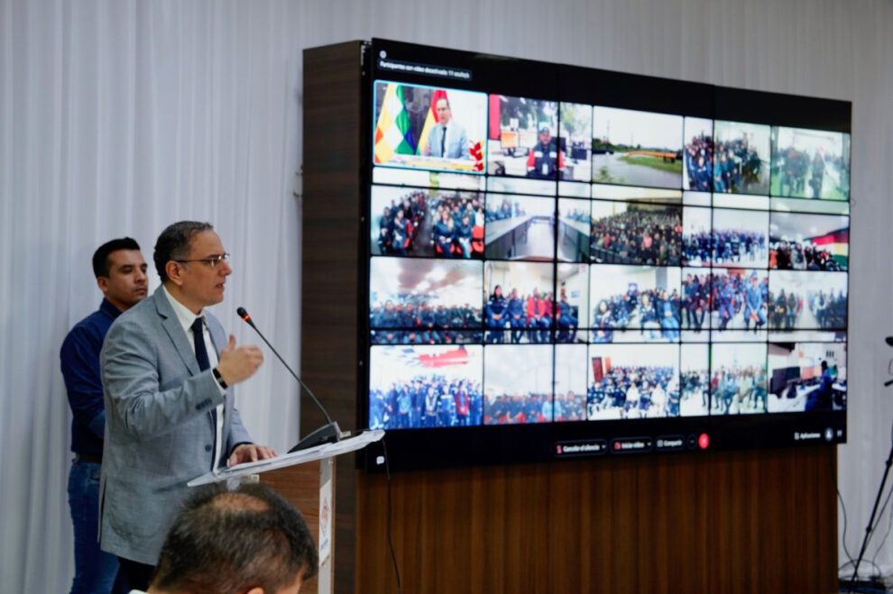 YPFB reestructuración anunciada por Yussef Akly Flores