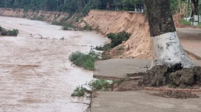Alerta roja por desbordes en siete departamentos