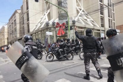 Dinamita estalla en la Sede de Gobierno, cinco policías afectados