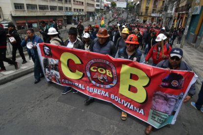 Mineros asalariados movilización en contra del Decreto Supremo N° 5503