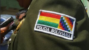 Policía de Palmasola arrestado por cobros ilegales a visitantes