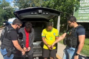 Expulsión de miembros del PCC a Brasil