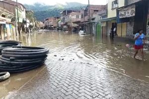 Desborde de ríos en Guanay