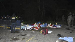 Accidente de bus en Guatemala deja 15 muertos y 19 heridos