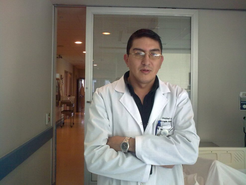 Mauricio Clever Flores Morales, un médico de fe y fortaleza en Oruro