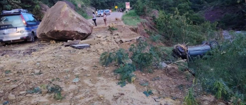 Desprendimiento de roca en la ruta a los Valles cruceños