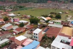 Inundación en Tipuani afectando a 600 familias