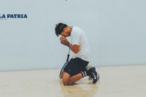 Conrado Moscoso cierra el año en el tercer puesto del ranking mundial de ráquetbol