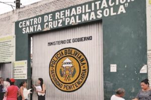 Requisa en Palmasola con hallazgo de armas blancas, drogas y celulares