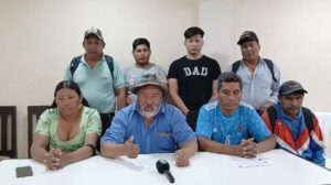 Marcha de la COB con Feliciano Vegamonte y dirigentes evistas