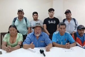 Marcha de la COB con Feliciano Vegamonte y dirigentes evistas