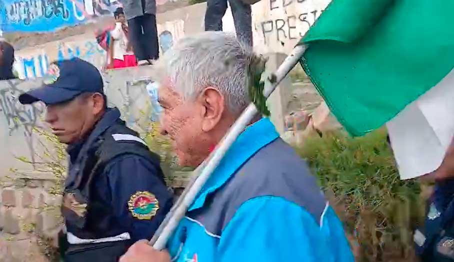 agresiones durante movilización del alcalde de La Paz