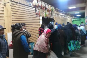 Retiro del vendaje de pan en Oruro