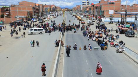 bloqueos en la red vial en La Paz