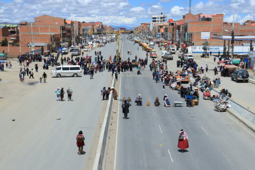 bloqueos en la red vial en La Paz