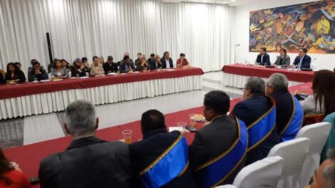 Gobierno dialoga sobre Decreto Supremo 5503