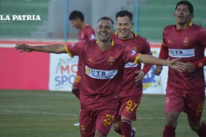 Sebastián Zeballos se convierte en figura del equipo orureño